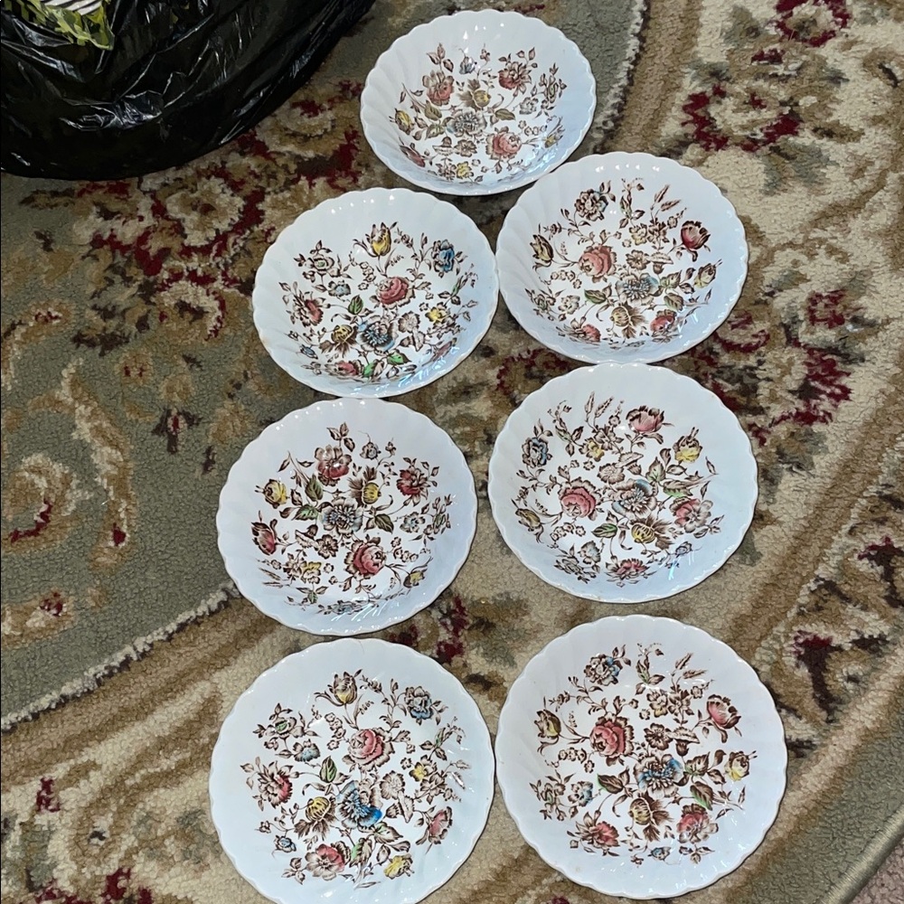 Johnson Brothers Floral Dinnerware Set - Multicolor 7pcs